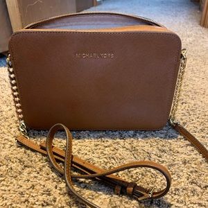 Michael Kors Jet Set Crossbody Leather Bag